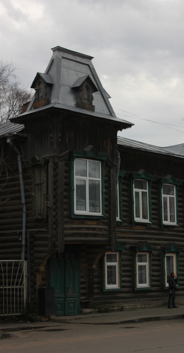 Кимры. Дом Серепьевых. Фото: Недолужко А.В. Кимры. Дом Серепьевых. Фото: Недолужко А.В.