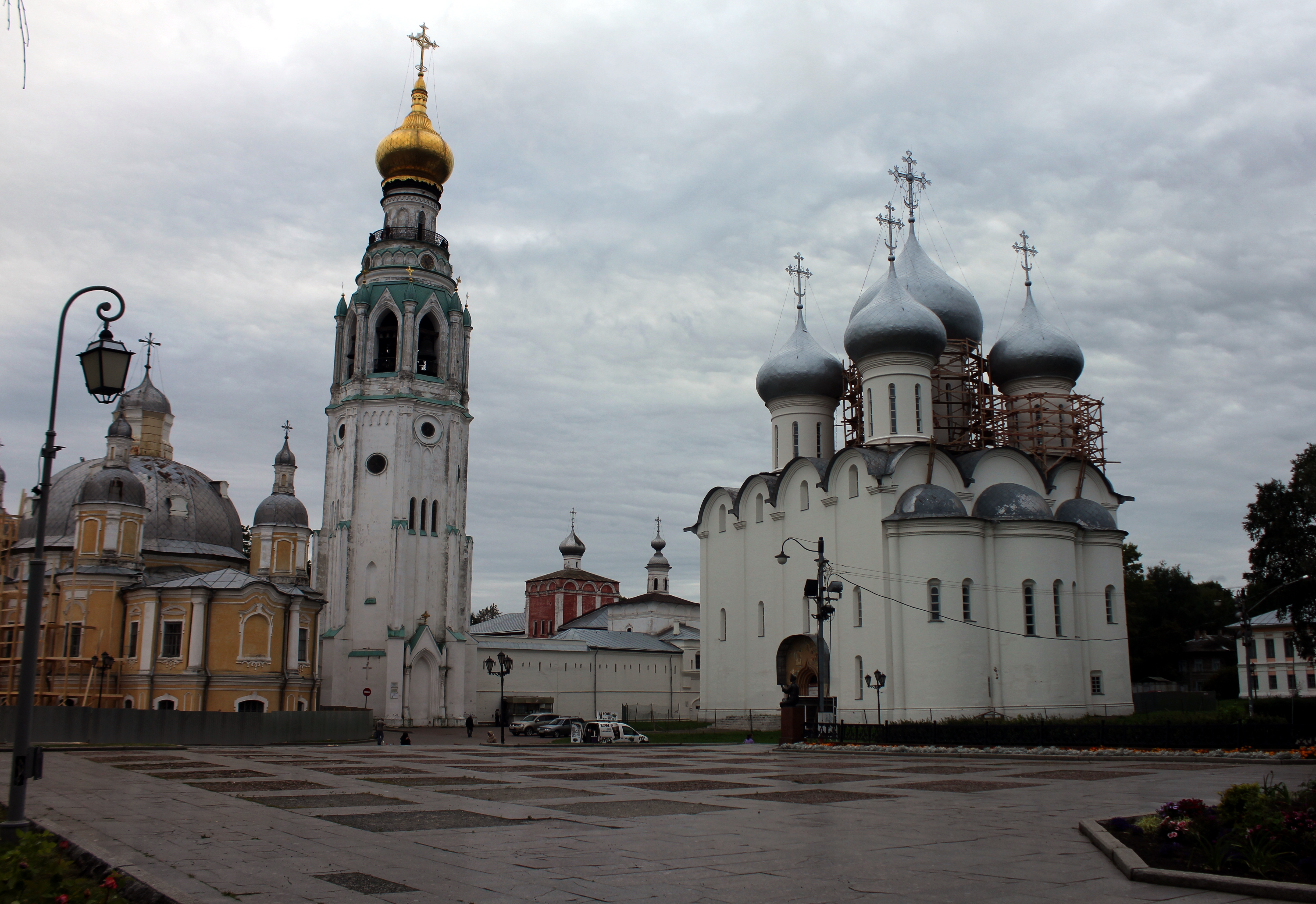 Вологда окрестности. Кремлевская площадь Вологда.