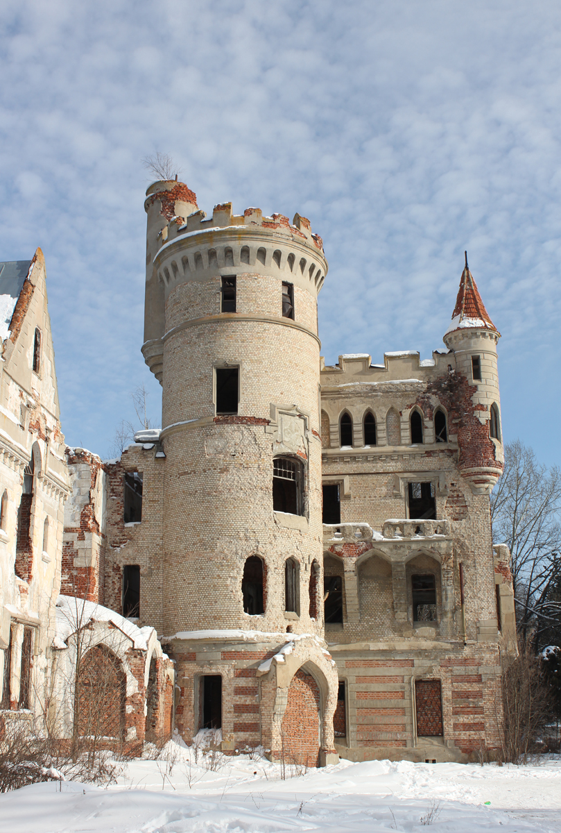 наверное, самая романтическая четырехэтажная часть замка, воздвигнута в 1906 году. Фото: Недолужко А.В.