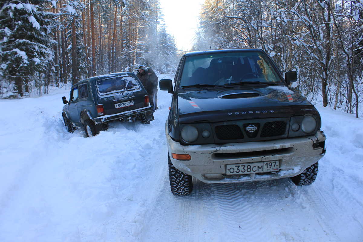 Братание "японца" и "русского" в снегах Подмосковья. Фото: Недолужко А.В.