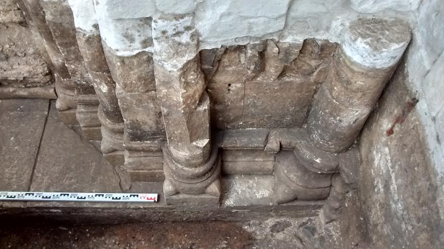 Романский портал раскопанный археологами в Боголюбове. Фото: Пресс-служба Института Археологии РАН Романский портал раскопанный археологами в Боголюбове. Фото: Пресс-служба Института Археологии РАН