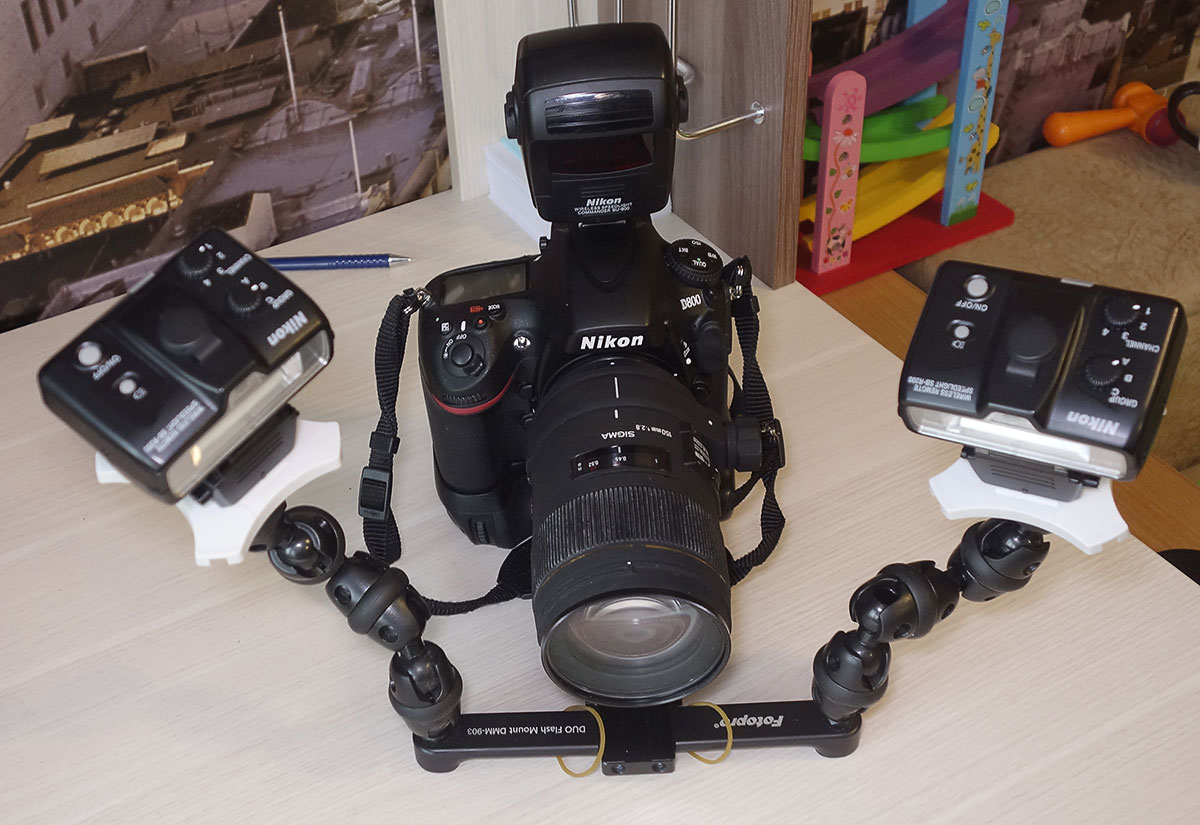 Фото: 3. Вспышки, установленные на брекете+диффузоры. Фото: Омелько М.М.