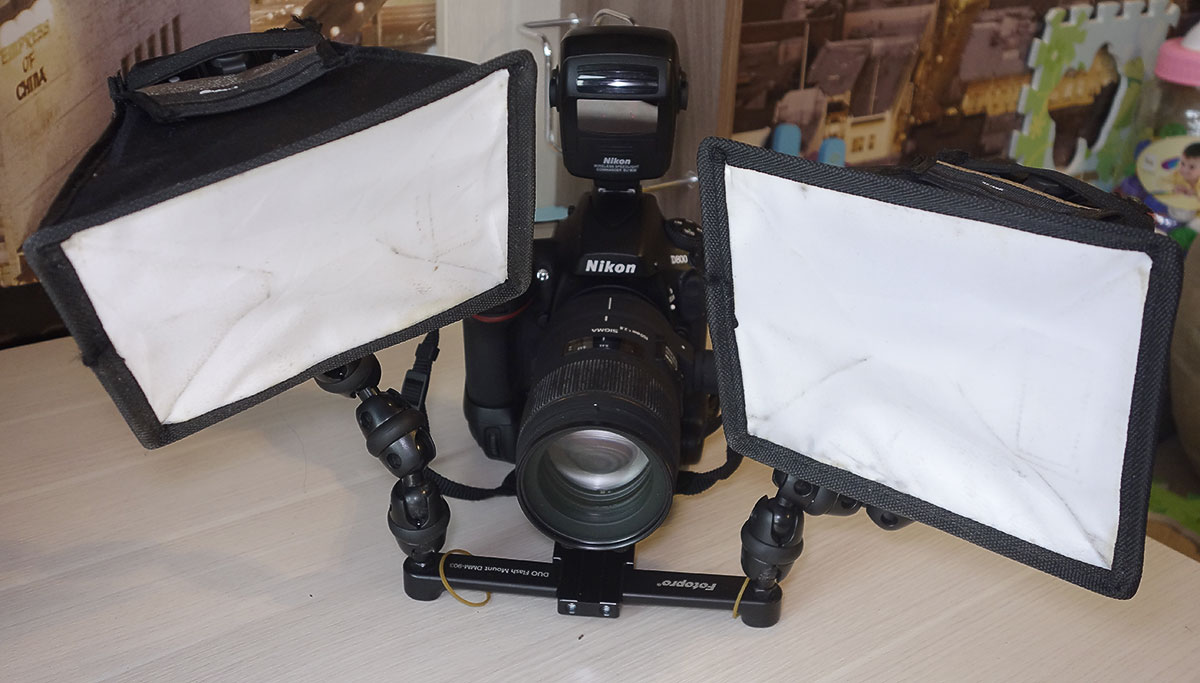 Фото: 4. Вспышки, установленные на брекете+диффузоры. Фото: Омелько М.М,